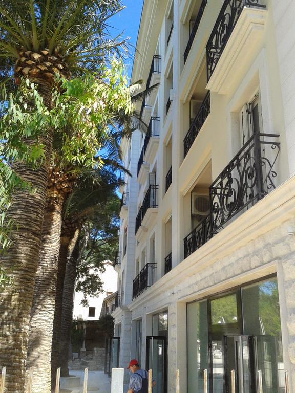 Apartments Dangubic Petrovac Buitenkant foto